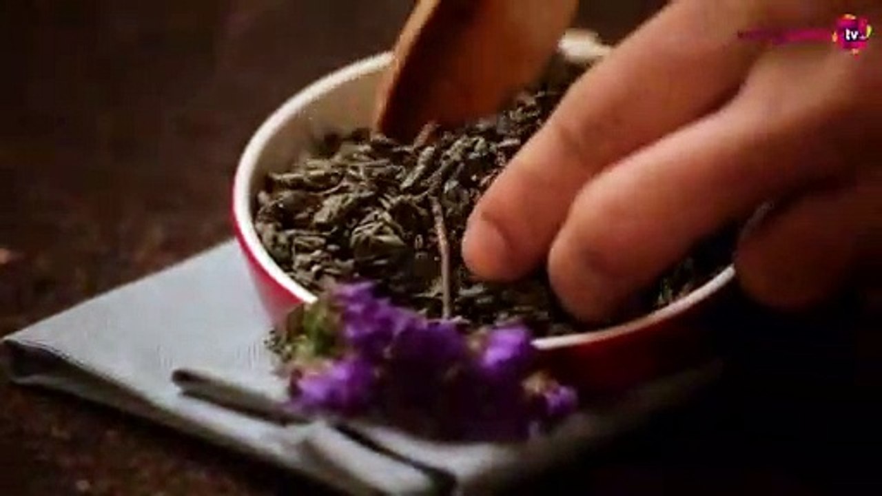 Sivilce karşıtı yeşil çay maskesi nasıl yapılır?