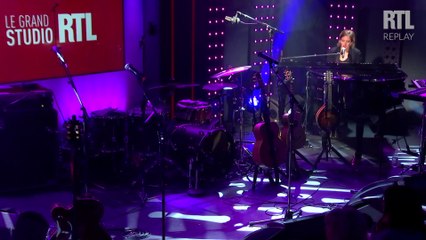 Elsa Gilles - Ton Absence (Live) - Le Grand Studio RTL
