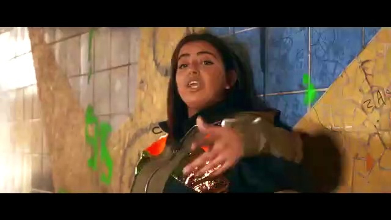 Marwa Loud - Oh la Folle (Clip officiel)