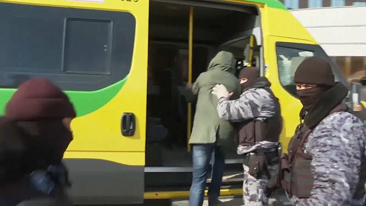 Von Astana zu Nursultan: Demonstranten festgenommen