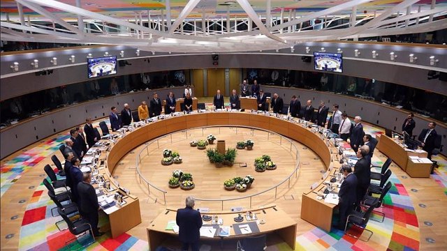 Брюссель почтил память жертв терактов 22 марта 2016