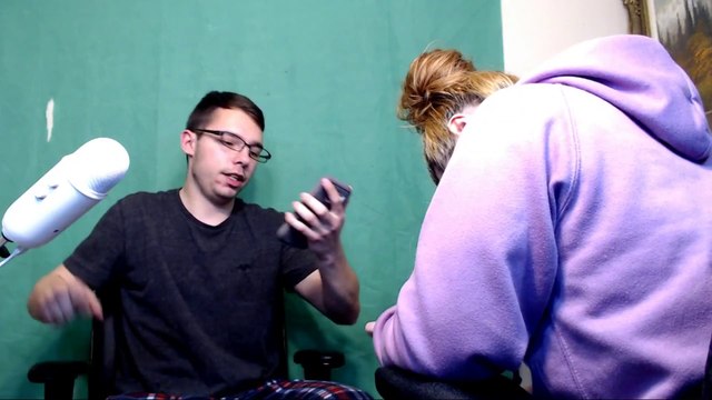 Girlfriend does boyfriends makeup!