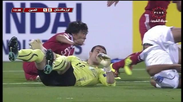 الشوط الاول مباراة اوزبكستان و الصين 2-2 كاس اسيا 2011