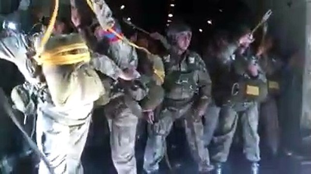 Kayseri 1. Komando Tugayı Paraşüt Atlayışı