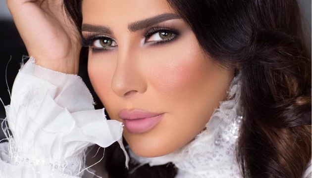 زهرة عرفات تكشف عن عمرها الحقيقي على الهواء