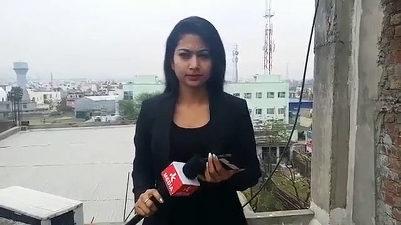 डोडा में भूस्खलन की चपेट में आया ट्रक