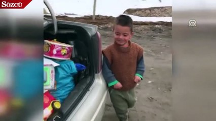 Oyuncak itfaiye aracıyla dünyalar onun oldu