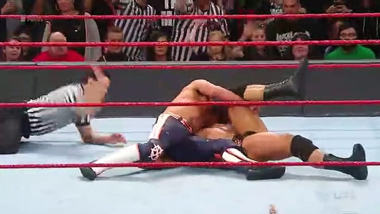 Seth Rollins vs. Drew McIntyre_ Raw_ March 18_ 201(480P)