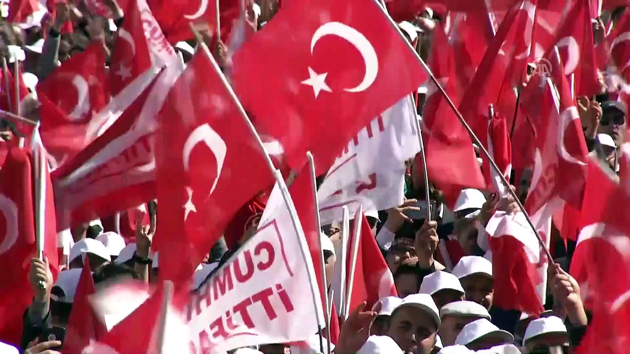 Bahçeli : 'Zillet ittifakı, Mehmetçik'e kurşun sıkan hainlerle, sözde Kürdistan hatırlatması yapan siyasi bölücülerle iş birliğini tarihe nasıl anlatacak' - ANKARA