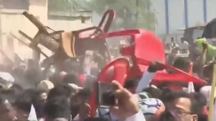 Rahul Gandhi की Bengal Rally में सीट को लेकर हंगामा, फेंकी कुर्सियां | वनइंडिया हिंदी
