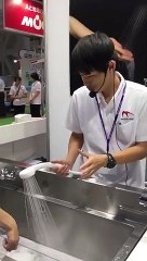 Cette invention japonaise est idéale pour prendre une bonne douche !