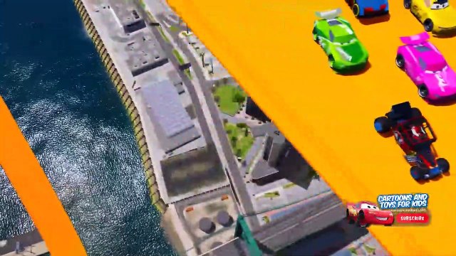 HOT WHEELS AIRPORT JUMP CARS 3 CHALLENGE - Lightning Mcqueen Cruz Ramirez Jackson Storm