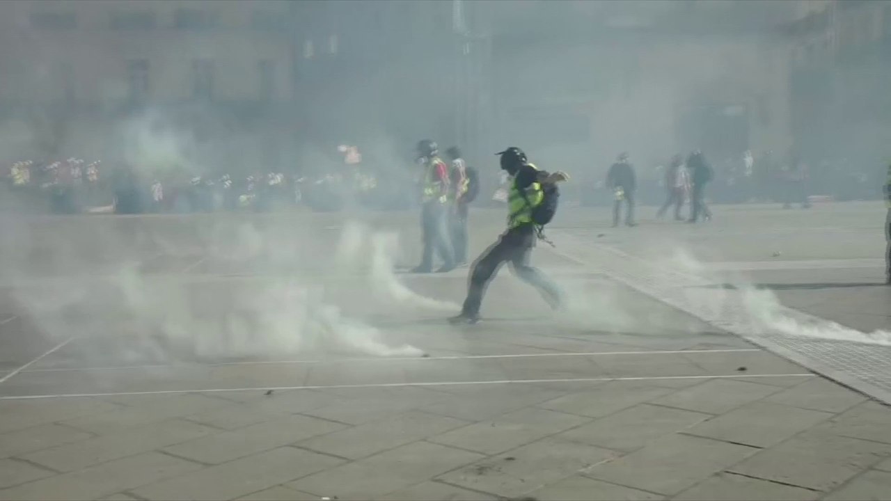 Des heurts éclatent en marge de la mobilisation des gilets jaunes à Montpellier