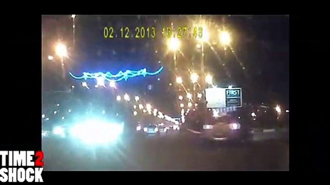 Car crash compilation de enero de 2014. Una recopilación de Accidentes, peleas y accidentes. Enero 2014