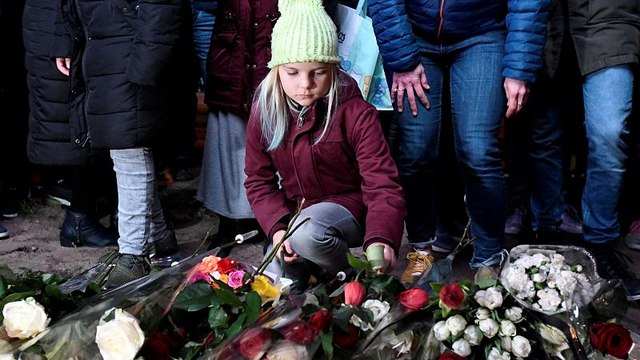 Silent vigil mourns victims of Dutch tram attack