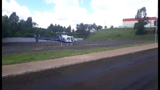 Helicóptero trouxe a Cascavel vítima de grave colisão na PR-317