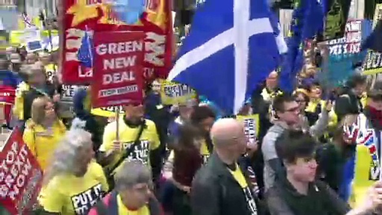 Hunderttausende Briten fordern lautstark zweites Referendum