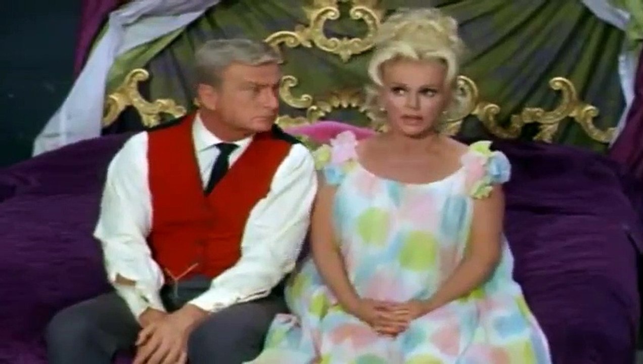 Green Acres - S 02 E 14 - Never Trust a Little Old Lady