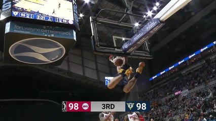 Stephan Hicks (15 points) Highlights vs. Grand Rapids Drive