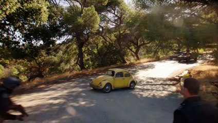 映画『バンブルビー』本編映像 - Transformers Bumblebee