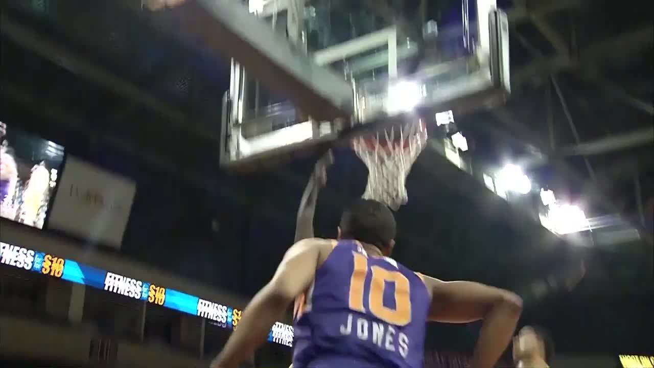 ShawnDre Jones sets up the nice finish