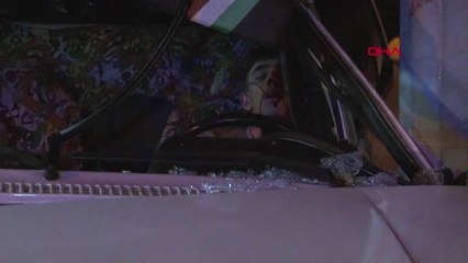 Kadıköy'de 14 Yaşındaki Çocuğun Kullandığı Araç Kaza Yaptı: Biri Ağır, 2 Yaralı