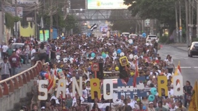 Salvadoreños conmemoran con júbilo 39 aniversario del asesinato de Romero