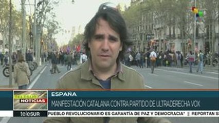 Marchan en Barcelona en repudio al partido de ultraderecha Vox