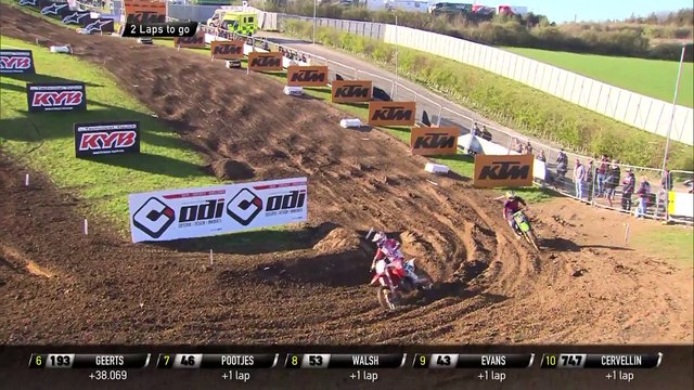 Henry Jacobi passes Tom Vialle - MXGP of Great Britain 2019