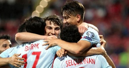 Fenerbahçe'de Çağlar Söyüncü Harekatı