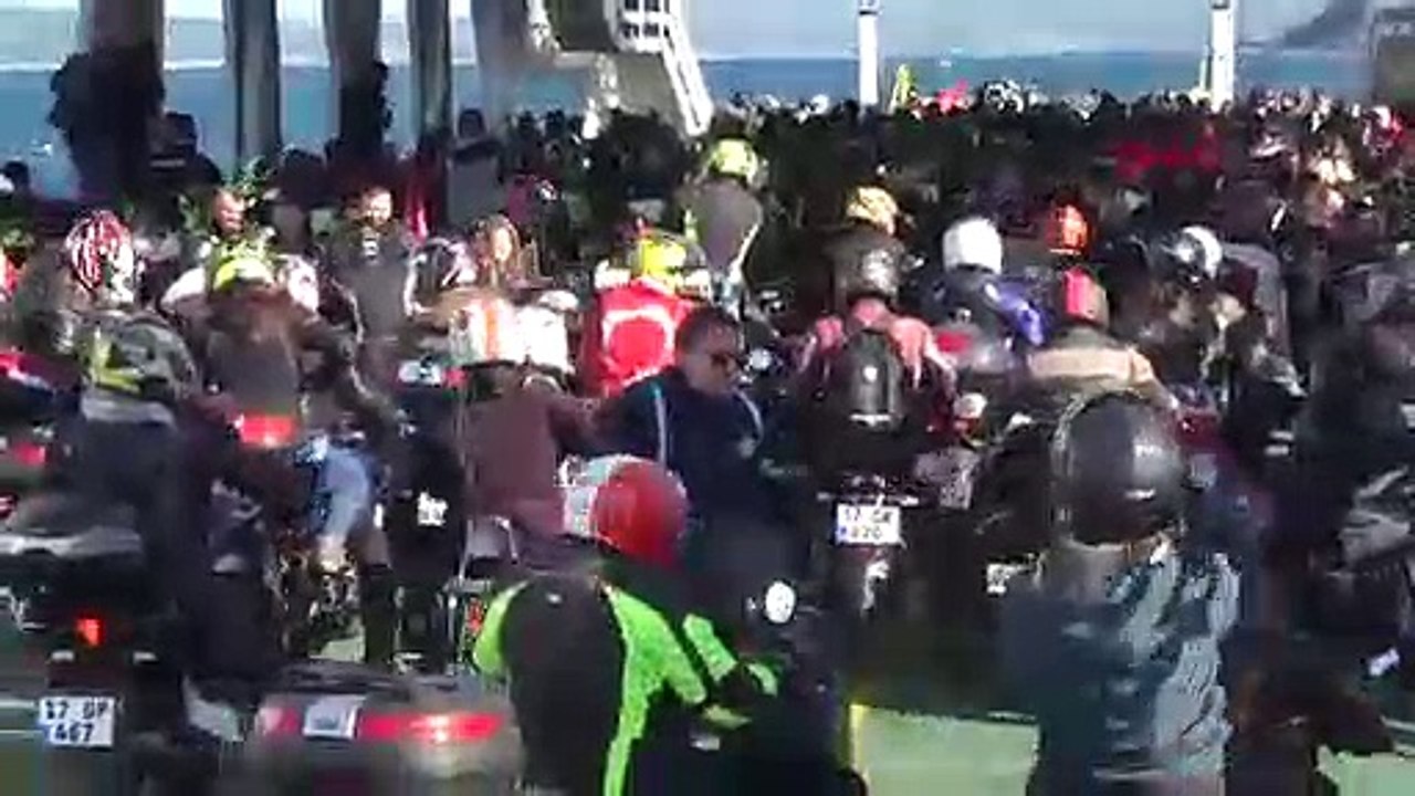 3 bin motosikletliden ‘Şehitlere Saygı Sürüşü’
