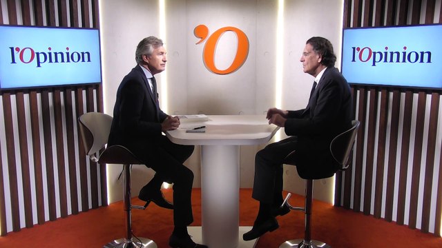 «La Chine a une politique très efficace de domination du monde», juge Luc Ferry