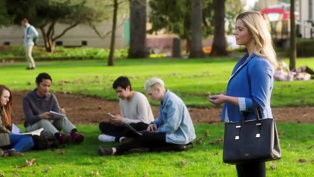 Pretty Little Liars: The Perfectionists Cast Shares Favorite Premiere Scene Featurette (2019)