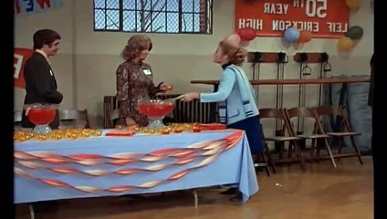 The Mary Tyler Moore Show - S 02 E 08 - Thoroughly Unmilitant Mary