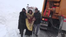 Van-Hakkari Karayolunda Çığ Düştü İhbarı-5