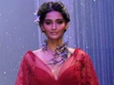Five reasons why Sonam is a girl's girl