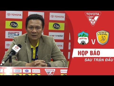 HỌP BÁO SAU TRẬN | HLV NGUYỄN QUỐC TUẤN TIẾC NUỐI KHI THUA TRẬN VÀO NHỮNG PHÚT CUỐI