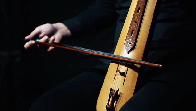 Ülkü Temur feat. Derviş Gökmen - Karadeniz'i Ayır Ortadan