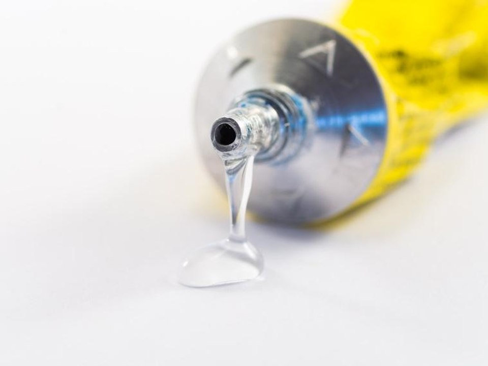 ¿Quién inventó el Super Glue?