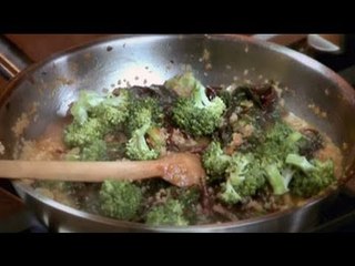 Vicky wraps it up in the kitchen