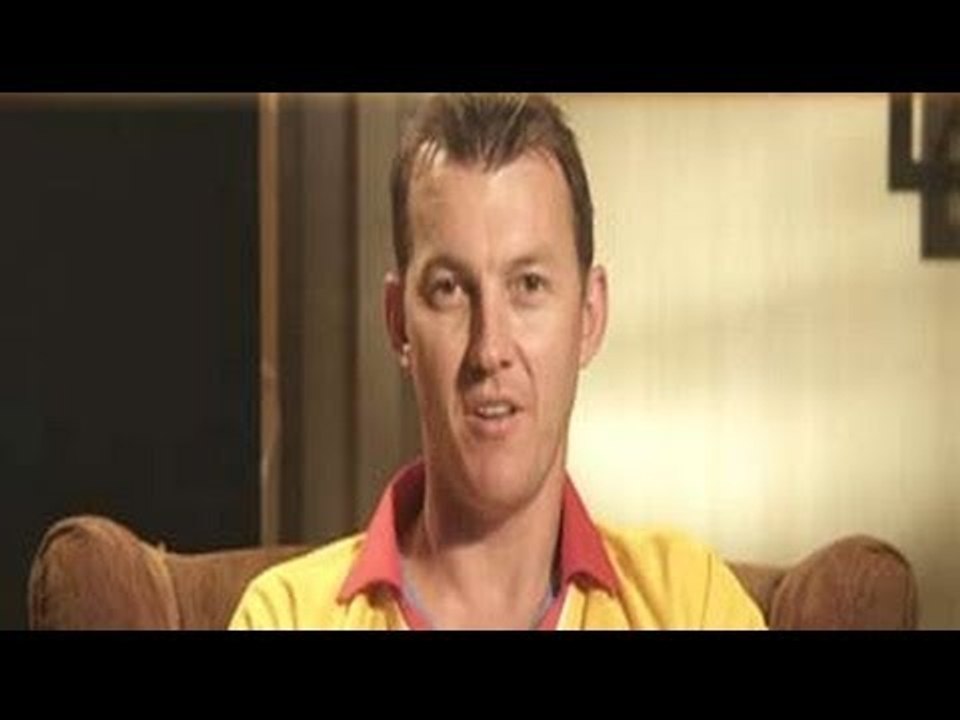 Promo: Brett Lee gets pet advice on Heavy Petting