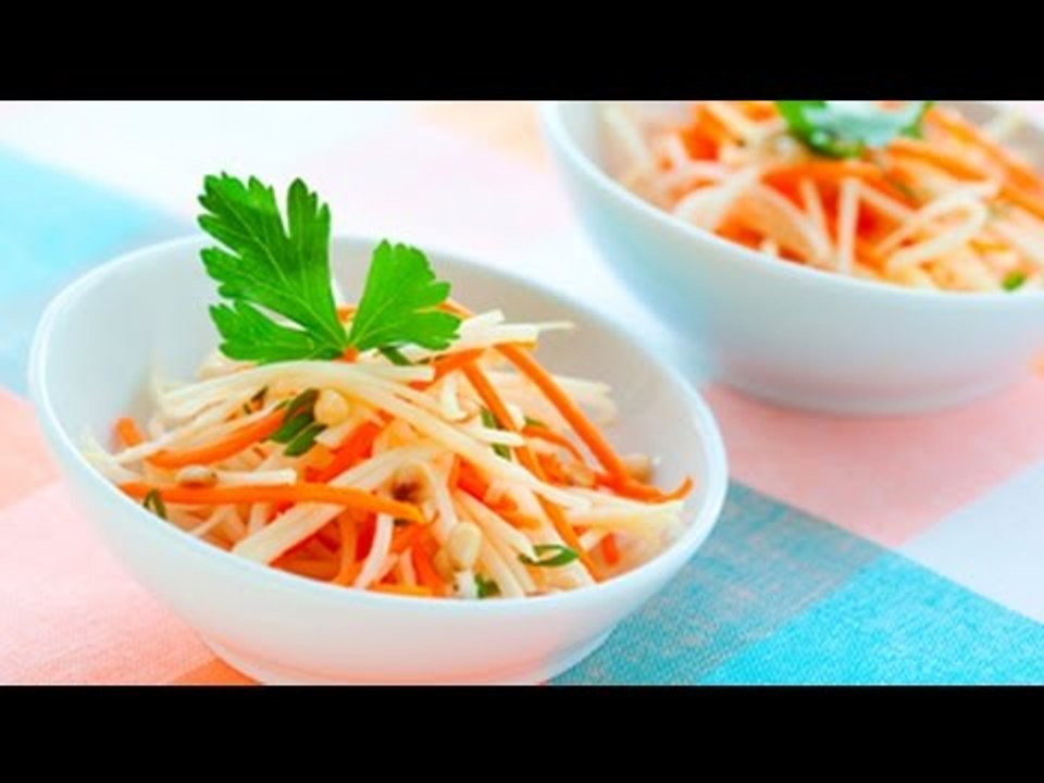 Carrot Salad with Walnut Vinaigrette