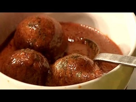 Watch recipe: Paneer and Apricot Kebab