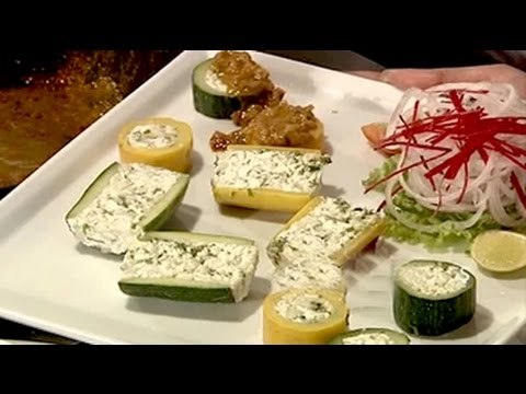 Watch recipe: Stuffed Zucchinis