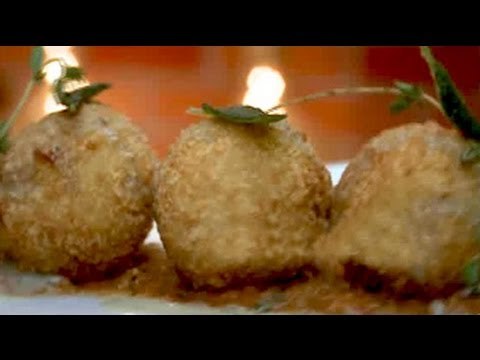Watch recipe: Risotto balls with pumpkin