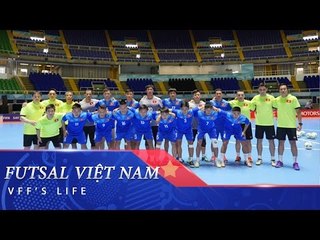 ĐT FUTSAL VN RÈN CHIẾN THUẬT TRÊN SÂN COLISEO EL PUEBLO