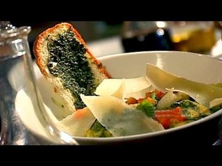 Watch recipe: Crisp Salad with Mozzarella Cheese