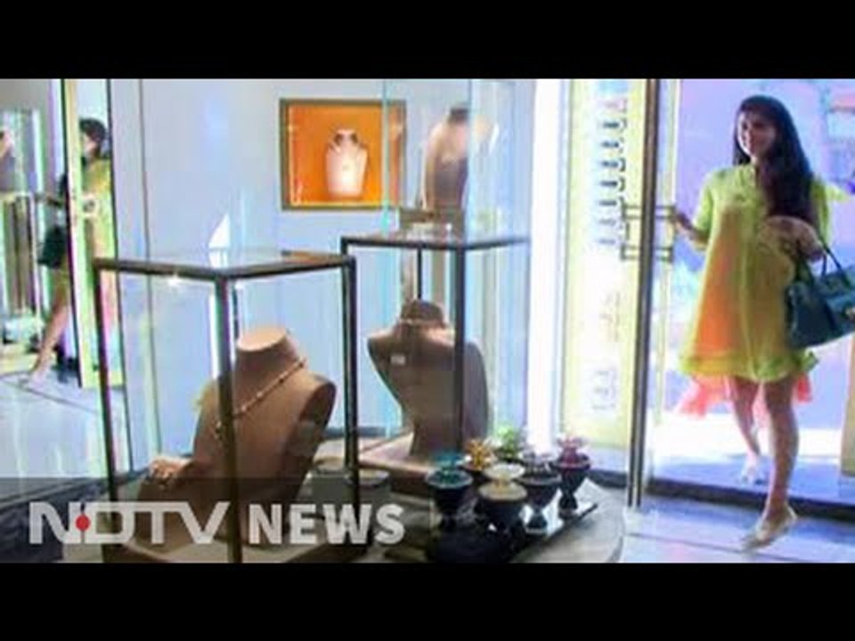 Explore the Italian markets with Ambika Anand