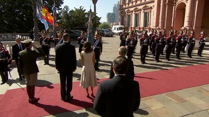 Los Reyes visitan Argentina con un mensaje de "apoyo"