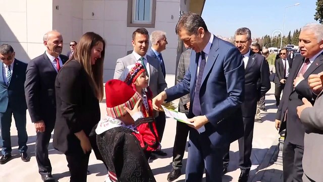 Selçuk: (Ders sayısı) Çözümümüz eylül ayından itibaren 9. sınıflardan başlayarak bütün Türkiye'de bunun uluslararası standartlarına geçmek - TEKİRDAĞ